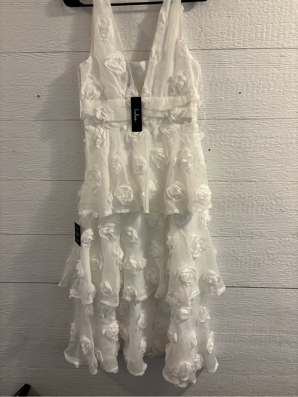NEW LULUS WHITE ROSETTE MIDI